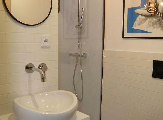 Aloza Alloggio in famiglia